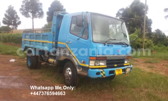 Buy Used Mitsubishi Pajero Blue Car in Dar es Salaam in Dar es Salaam Buy Used Mitsubishi Pajero Blue Car in Dar es Salaam in Dar es Salaam