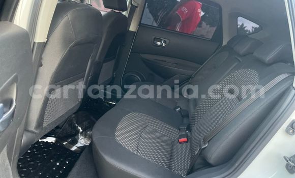 Nunua Ilio tumika Nissan Dualis Nyeupe Gari ndani ya Dar es Salaam nchini Dar es Salaam Nunua Ilio tumika Nissan Dualis Nyeupe Gari ndani ya Dar es Salaam nchini Dar es Salaam
