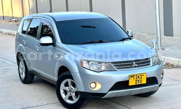 Buy Used Mitsubishi Outlander Silver Car in Dar es Salaam in Dar es Salaam Buy Used Mitsubishi Outlander Silver Car in Dar es Salaam in Dar es Salaam
