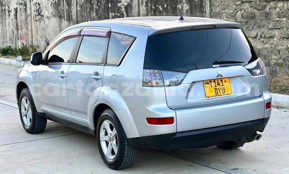 Buy Used Mitsubishi Outlander Silver Car in Dar es Salaam in Dar es Salaam Buy Used Mitsubishi Outlander Silver Car in Dar es Salaam in Dar es Salaam