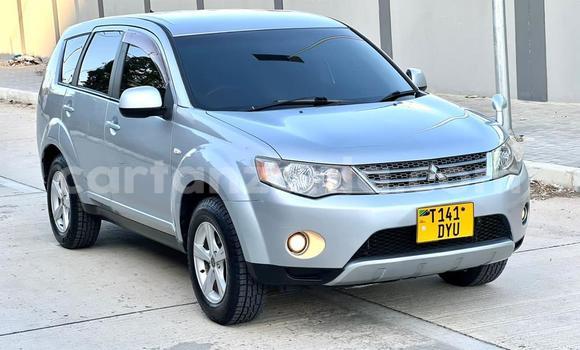 Buy Used Mitsubishi Outlander Silver Car in Dar es Salaam in Dar es Salaam Buy Used Mitsubishi Outlander Silver Car in Dar es Salaam in Dar es Salaam