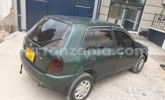 Buy Used Toyota Starlet Green Car in Dar es Salaam in Dar es Salaam