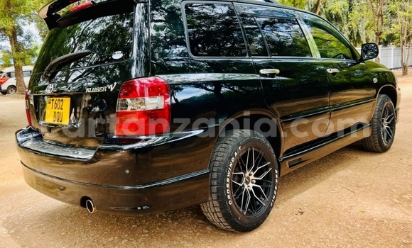 Nunua Ilio tumika Toyota Kluger Nyeusi Gari ndani ya Dar es Salaam nchini Dar es Salaam Nunua Ilio tumika Toyota Kluger Nyeusi Gari ndani ya Dar es Salaam nchini Dar es Salaam