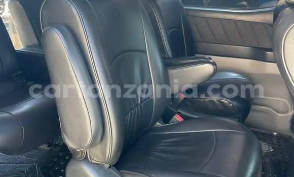 Nunua Ilio tumika Toyota Alphard Nyeusi Gari ndani ya Dar es Salaam nchini Dar es Salaam Nunua Ilio tumika Toyota Alphard Nyeusi Gari ndani ya Dar es Salaam nchini Dar es Salaam