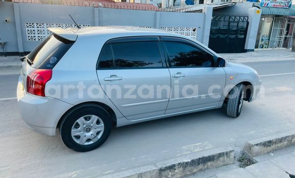 Buy Used Toyota Runx White Car in Dar es Salaam in Dar es Salaam Buy Used Toyota Runx White Car in Dar es Salaam in Dar es Salaam