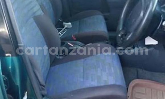 Buy Used Toyota RAV4 Green Car in Dar es Salaam in Dar es Salaam Buy Used Toyota RAV4 Green Car in Dar es Salaam in Dar es Salaam