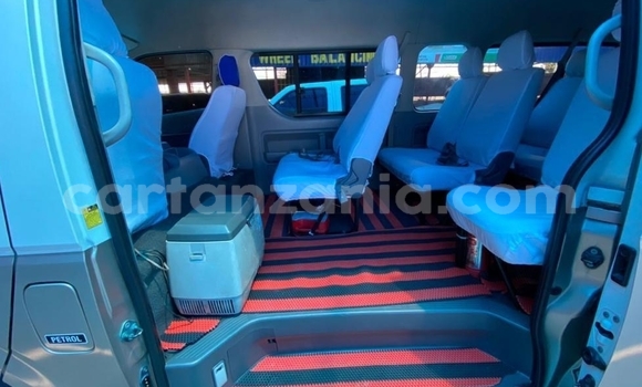 Buy Used Toyota Hiace Other Car in Dar es Salaam in Dar es Salaam Buy Used Toyota Hiace Other Car in Dar es Salaam in Dar es Salaam