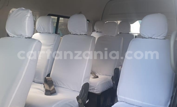 Buy Used Toyota Hiace Other Car in Dar es Salaam in Dar es Salaam Buy Used Toyota Hiace Other Car in Dar es Salaam in Dar es Salaam