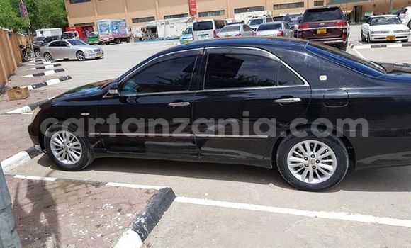 Buy Used Toyota Crown Black Car in Dar es Salaam in Dar es Salaam Buy Used Toyota Crown Black Car in Dar es Salaam in Dar es Salaam
