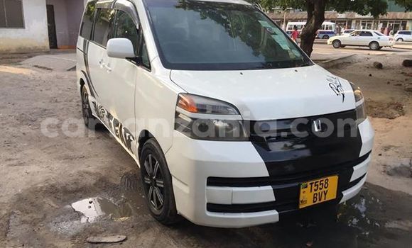 Buy Used Toyota Voxy White Car in Dar es Salaam in Dar es Salaam Buy Used Toyota Voxy White Car in Dar es Salaam in Dar es Salaam