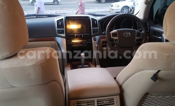 Buy Used Toyota Land Cruiser Black Car in Dar es Salaam in Dar es Salaam Buy Used Toyota Land Cruiser Black Car in Dar es Salaam in Dar es Salaam