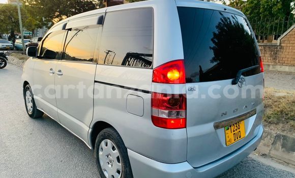 Buy Used Toyota Noah White Car in Dar es Salaam in Dar es Salaam Buy Used Toyota Noah White Car in Dar es Salaam in Dar es Salaam