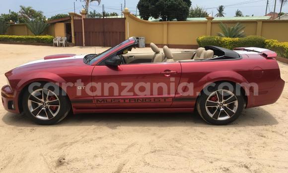 Nunua Ilio tumika Ford Mustang Nyekundu Gari ndani ya Dar es Salaam nchini Dar es Salaam Nunua Ilio tumika Ford Mustang Nyekundu Gari ndani ya Dar es Salaam nchini Dar es Salaam