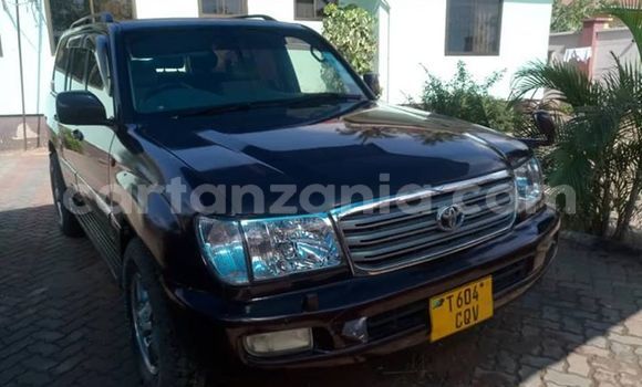 Buy Used Toyota Land Cruiser Prado Red Car in Dar es Salaam in Dar es Salaam Buy Used Toyota Land Cruiser Prado Red Car in Dar es Salaam in Dar es Salaam
