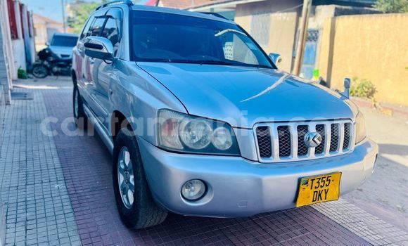 Buy Used Toyota Kluger Silver Car in Dar es Salaam in Dar es Salaam Buy Used Toyota Kluger Silver Car in Dar es Salaam in Dar es Salaam