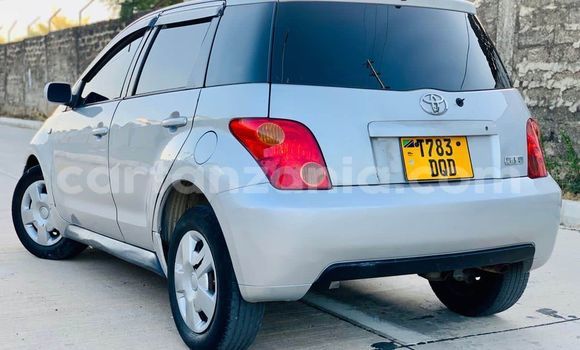 Buy Used Toyota IST Silver Car in Dar es Salaam in Dar es Salaam Buy Used Toyota IST Silver Car in Dar es Salaam in Dar es Salaam