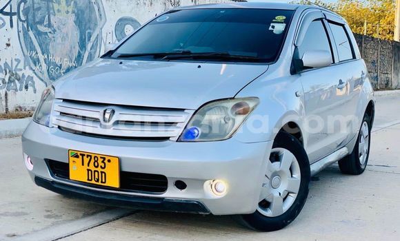 Buy Used Toyota IST Silver Car in Dar es Salaam in Dar es Salaam Buy Used Toyota IST Silver Car in Dar es Salaam in Dar es Salaam