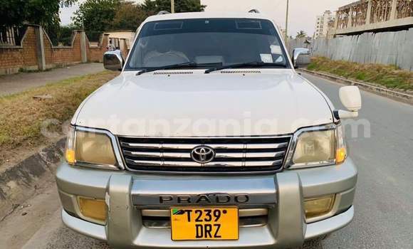 Buy Used Toyota Land Cruiser Prado White Car in Dar es Salaam in Dar es Salaam Buy Used Toyota Land Cruiser Prado White Car in Dar es Salaam in Dar es Salaam
