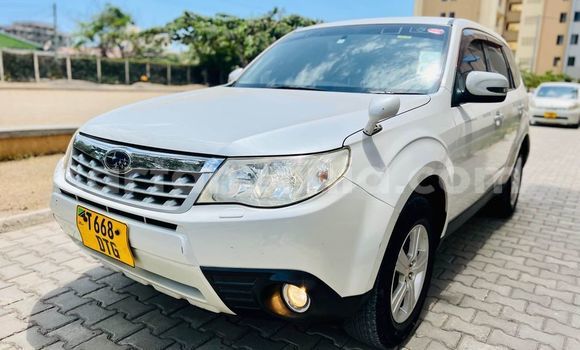 Buy Used Toyota Land Cruiser Prado White Car in Dar es Salaam in Dar es Salaam