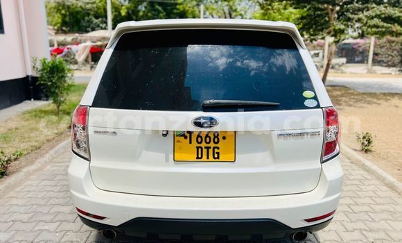 Buy Used Toyota Land Cruiser Prado White Car in Dar es Salaam in Dar es Salaam Buy Used Toyota Land Cruiser Prado White Car in Dar es Salaam in Dar es Salaam