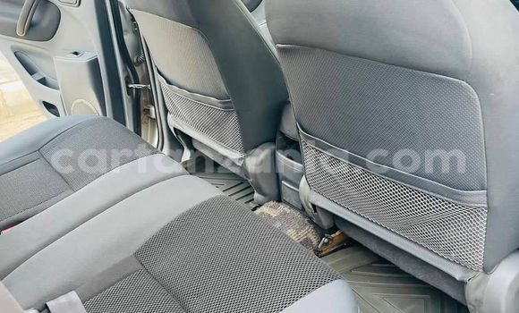 Buy Used Toyota RAV4 Silver Car in Dar es Salaam in Dar es Salaam Buy Used Toyota RAV4 Silver Car in Dar es Salaam in Dar es Salaam