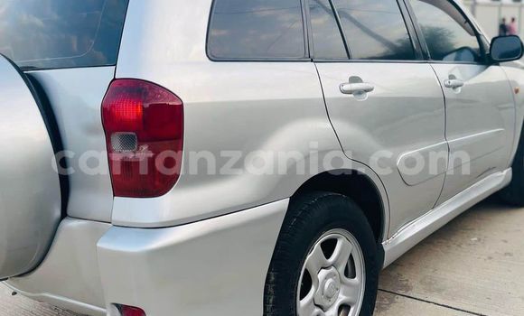 Buy Used Toyota RAV4 Silver Car in Dar es Salaam in Dar es Salaam Buy Used Toyota RAV4 Silver Car in Dar es Salaam in Dar es Salaam