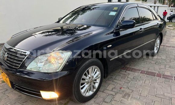 Buy Used Toyota Crown Black Car in Dar es Salaam in Dar es Salaam
