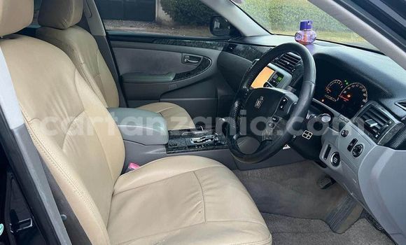 Buy Used Toyota Crown Black Car in Dar es Salaam in Dar es Salaam Buy Used Toyota Crown Black Car in Dar es Salaam in Dar es Salaam