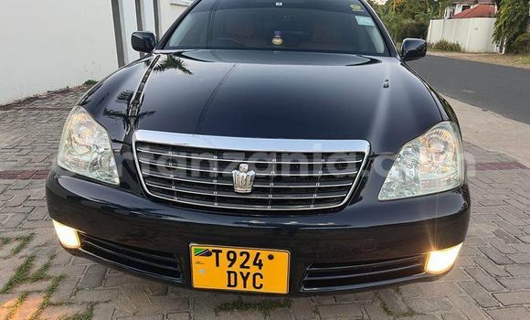 Buy Used Toyota Crown Black Car in Dar es Salaam in Dar es Salaam Buy Used Toyota Crown Black Car in Dar es Salaam in Dar es Salaam