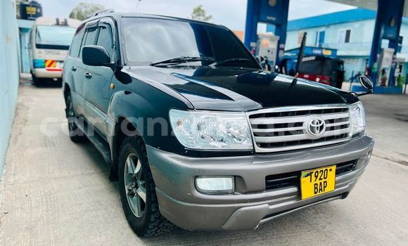Buy Used Toyota Land Cruiser Black Car in Dar es Salaam in Dar es Salaam