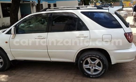 Buy Used Toyota Harrier White Car in Dar es Salaam in Dar es Salaam Buy Used Toyota Harrier White Car in Dar es Salaam in Dar es Salaam