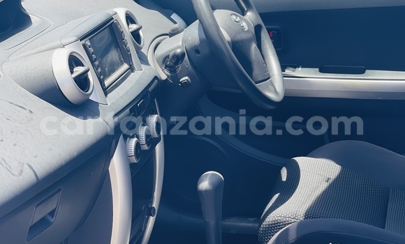 Buy Import Toyota IST Silver Car in Dar es Salaam in Dar es Salaam Buy Import Toyota IST Silver Car in Dar es Salaam in Dar es Salaam