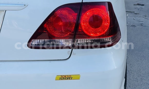 Nunua Ilio tumika Toyota Crown Nyeupe Gari ndani ya Dar es Salaam nchini Dar es Salaam Nunua Ilio tumika Toyota Crown Nyeupe Gari ndani ya Dar es Salaam nchini Dar es Salaam