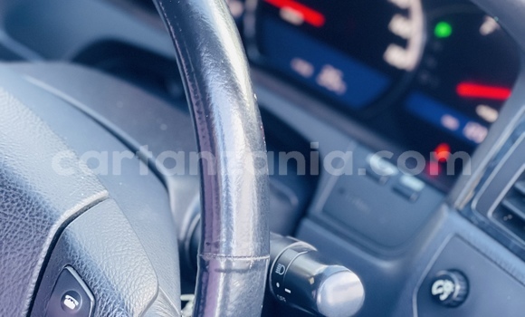 Nunua Ilio tumika Toyota Crown Nyeupe Gari ndani ya Dar es Salaam nchini Dar es Salaam Nunua Ilio tumika Toyota Crown Nyeupe Gari ndani ya Dar es Salaam nchini Dar es Salaam