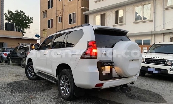 Buy Import Toyota Land Cruiser Prado White Car in Dar es Salaam in Dar es Salaam Buy Import Toyota Land Cruiser Prado White Car in Dar es Salaam in Dar es Salaam