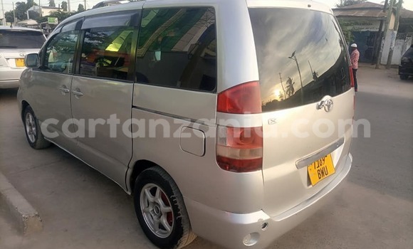 Buy Used Toyota Noah Silver Car in Dar es Salaam in Dar es Salaam Buy Used Toyota Noah Silver Car in Dar es Salaam in Dar es Salaam