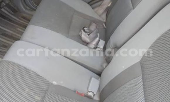 Nunua Ilio tumika Toyota RAV4 Fedha Gari ndani ya Dar es Salaam nchini Dar es Salaam Nunua Ilio tumika Toyota RAV4 Fedha Gari ndani ya Dar es Salaam nchini Dar es Salaam
