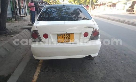 Buy Used Toyota Altezza White Car in Dar es Salaam in Dar es Salaam Buy Used Toyota Altezza White Car in Dar es Salaam in Dar es Salaam