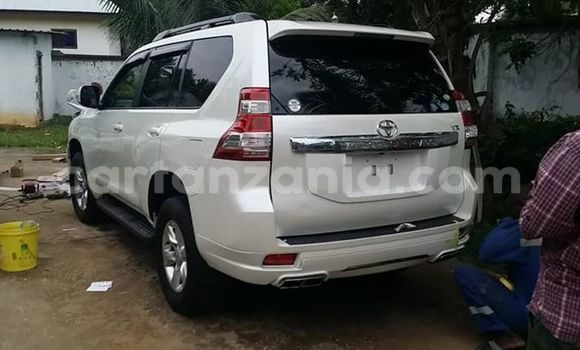 Buy Used Toyota Land Cruiser Prado White Car in Dar es Salaam in Dar es Salaam Buy Used Toyota Land Cruiser Prado White Car in Dar es Salaam in Dar es Salaam