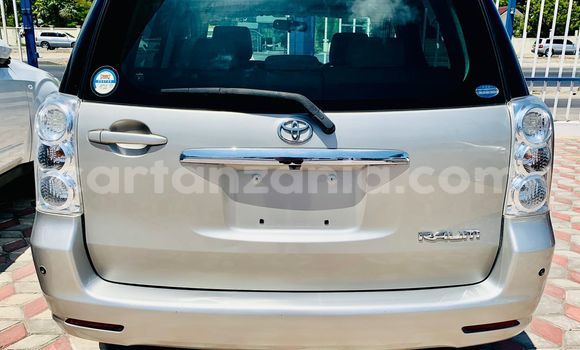 Nunua Imported Toyota Raum Beige Gari ndani ya Dar es Salaam nchini Dar es Salaam Nunua Imported Toyota Raum Beige Gari ndani ya Dar es Salaam nchini Dar es Salaam