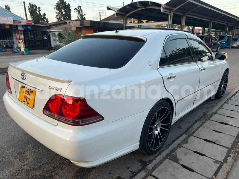 Big with watermark toyota crown dar es salaam dar es salaam 16630