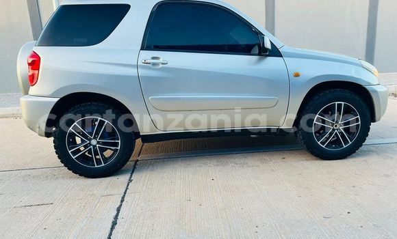Nunua Ilio tumika Toyota RAV4 Beige Gari ndani ya Dar es Salaam nchini Dar es Salaam Nunua Ilio tumika Toyota RAV4 Beige Gari ndani ya Dar es Salaam nchini Dar es Salaam