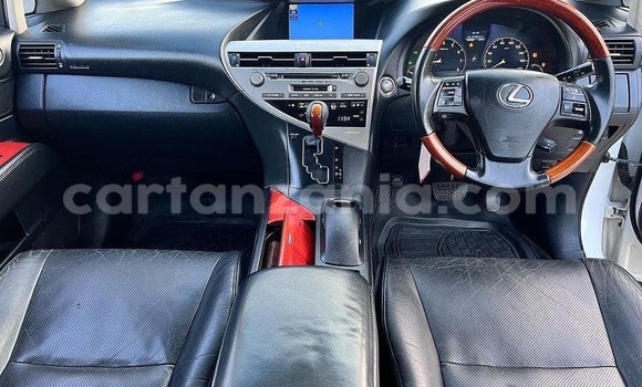 Buy Used Lexus RX White Car in Dar es Salaam in Dar es Salaam Buy Used Lexus RX White Car in Dar es Salaam in Dar es Salaam