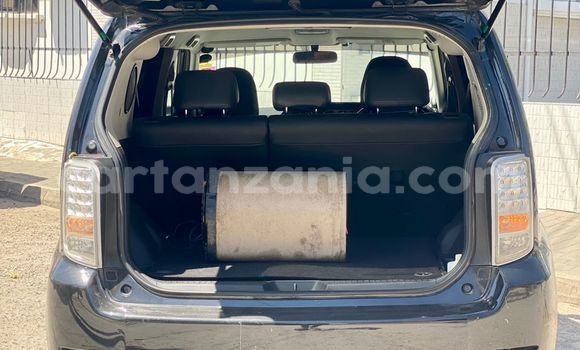 Nunua Ilio tumika Toyota Corolla Rumion Nyeusi Gari ndani ya Dar es Salaam nchini Dar es Salaam Nunua Ilio tumika Toyota Corolla Rumion Nyeusi Gari ndani ya Dar es Salaam nchini Dar es Salaam