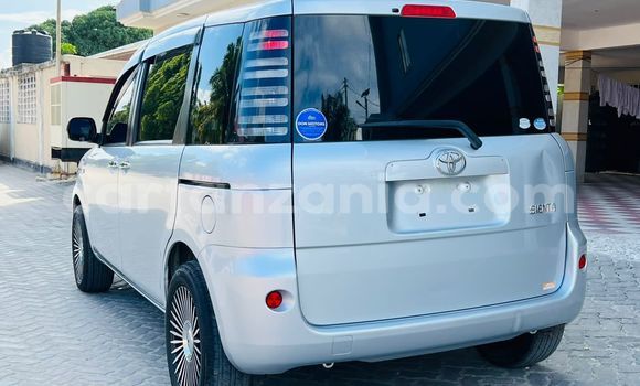 Buy Used Toyota Sienta Silver Car in Dar es Salaam in Dar es Salaam Buy Used Toyota Sienta Silver Car in Dar es Salaam in Dar es Salaam