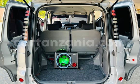 Buy Used Toyota Sienta Silver Car in Dar es Salaam in Dar es Salaam Buy Used Toyota Sienta Silver Car in Dar es Salaam in Dar es Salaam
