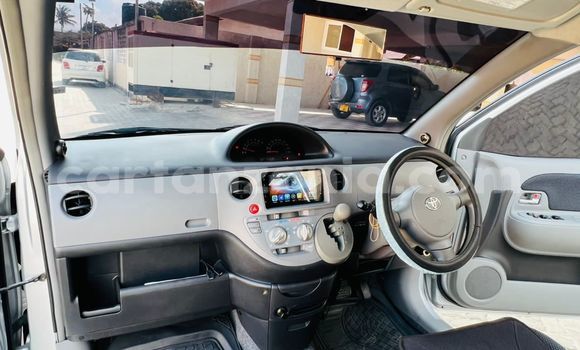 Buy Used Toyota Sienta Silver Car in Dar es Salaam in Dar es Salaam Buy Used Toyota Sienta Silver Car in Dar es Salaam in Dar es Salaam