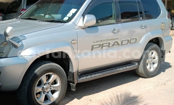 Buy Used Toyota Land Cruiser Prado Silver Car in Dar es Salaam in Dar es Salaam