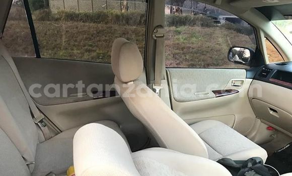 Buy Used Toyota Spacio Silver Car in Dar es Salaam in Dar es Salaam Buy Used Toyota Spacio Silver Car in Dar es Salaam in Dar es Salaam