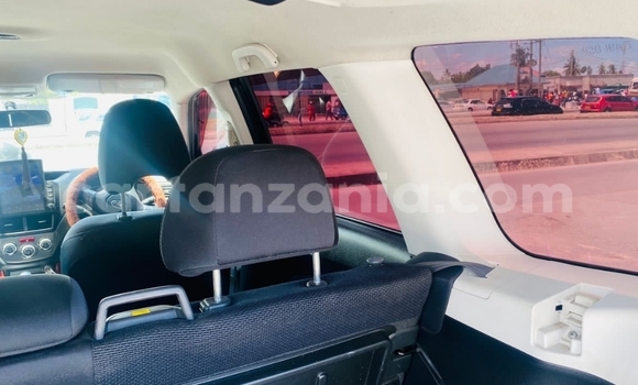 Nunua Ilio tumika Subaru Forester Nyeusi Gari ndani ya Dar es Salaam nchini Dar es Salaam Nunua Ilio tumika Subaru Forester Nyeusi Gari ndani ya Dar es Salaam nchini Dar es Salaam